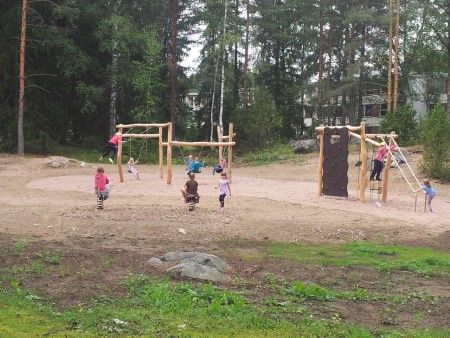 Leikkikentän avajaiset